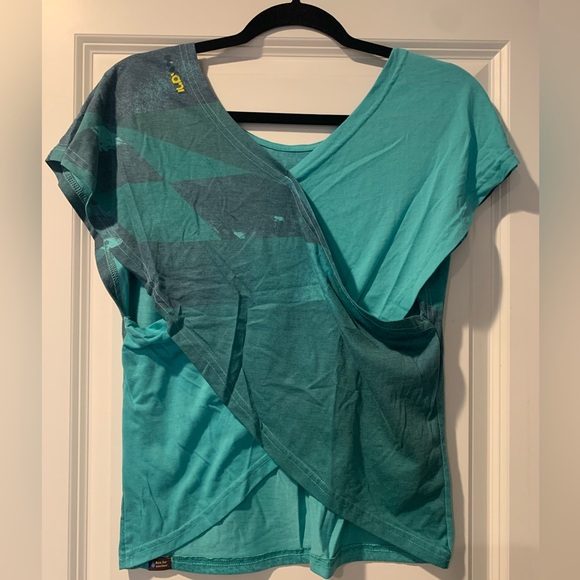 Janji Running Top Women’s size XS - Picture 3 of 4